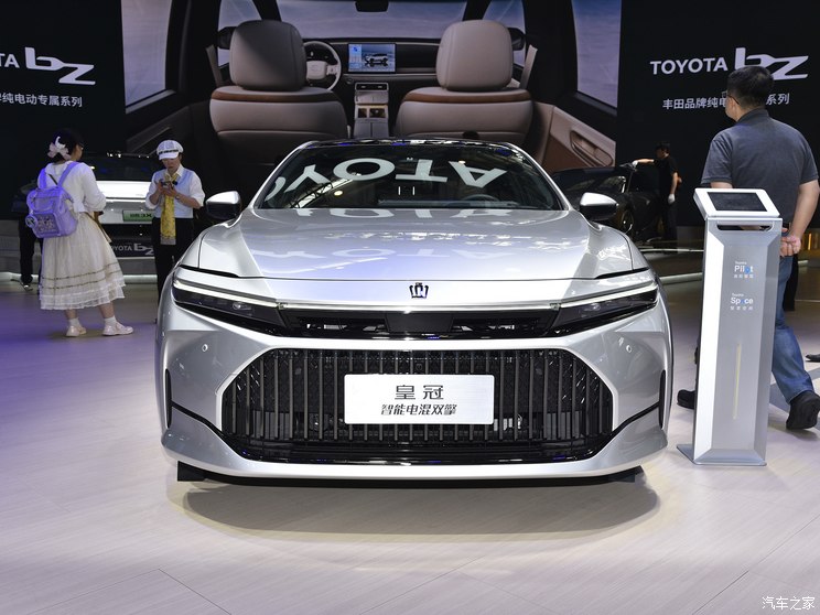 丰田(进口) 皇冠(进口) 2024款 Sedan